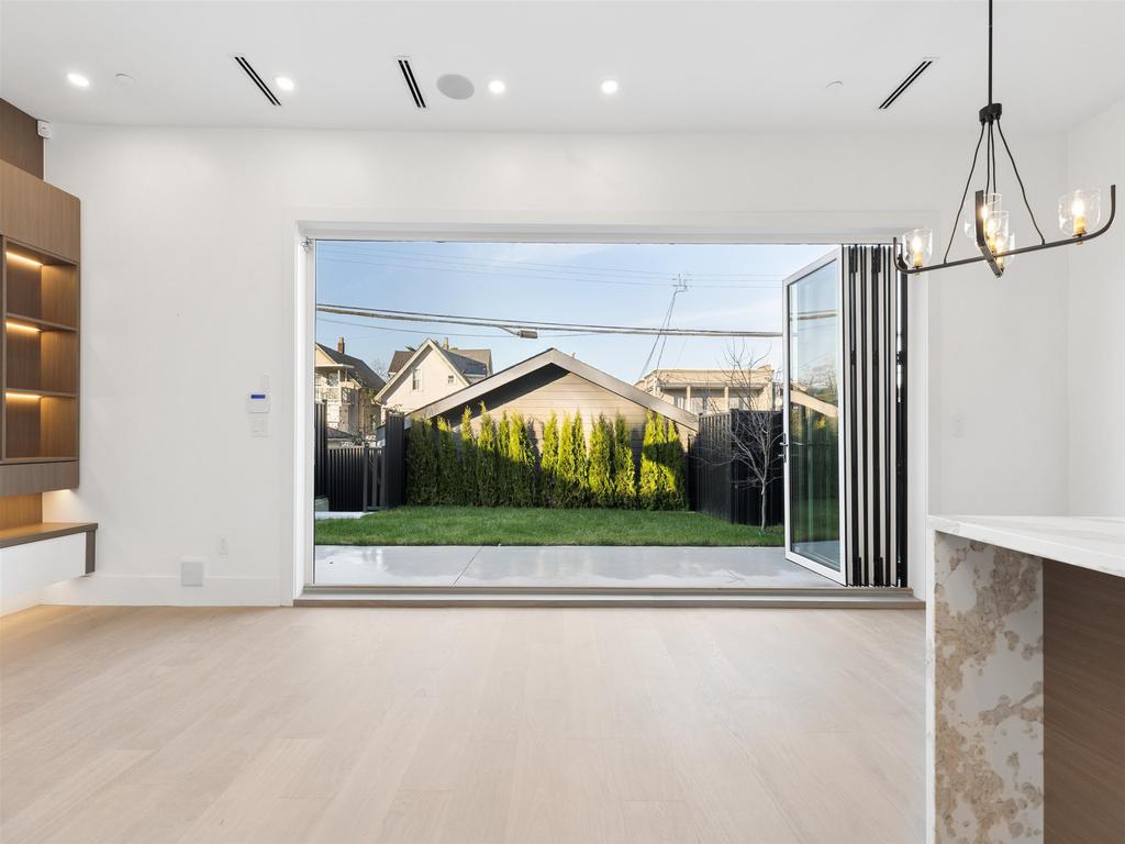 Listing Image for R3098553