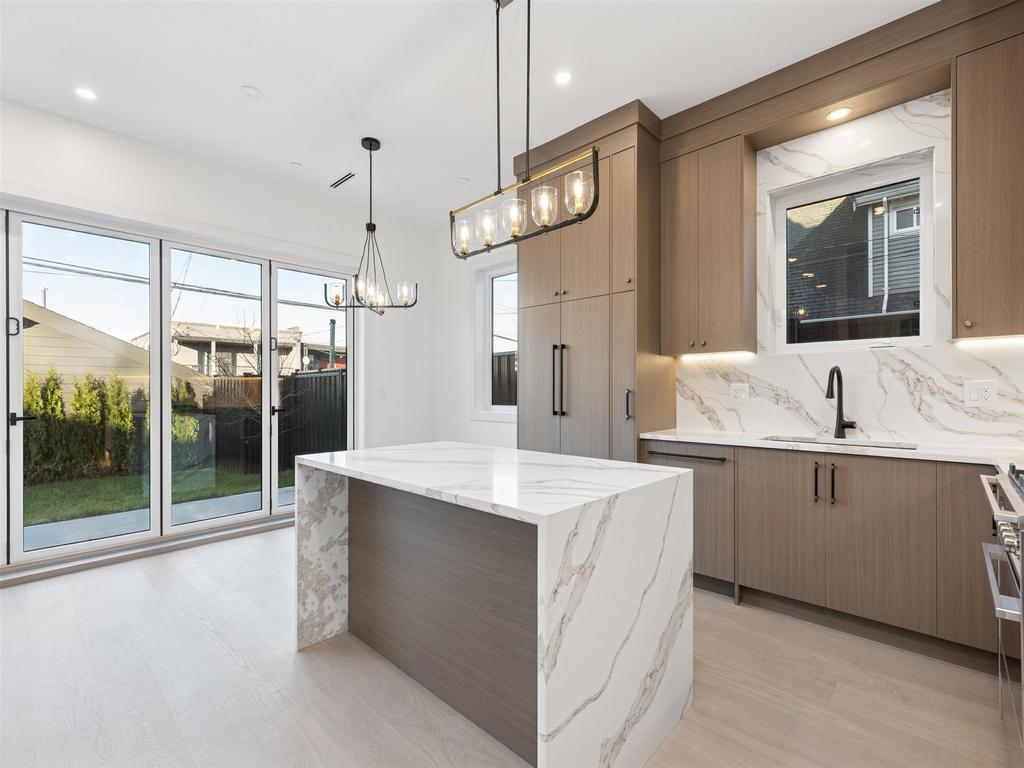 Listing Image for R3098553