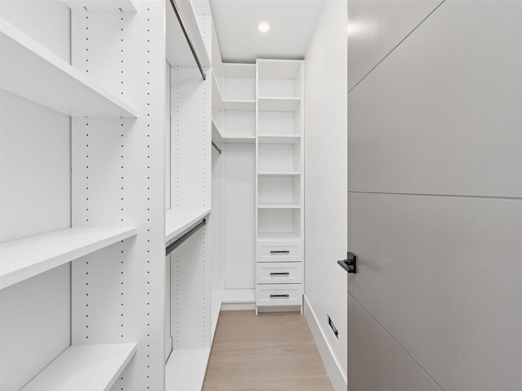 Listing Image for R3098553