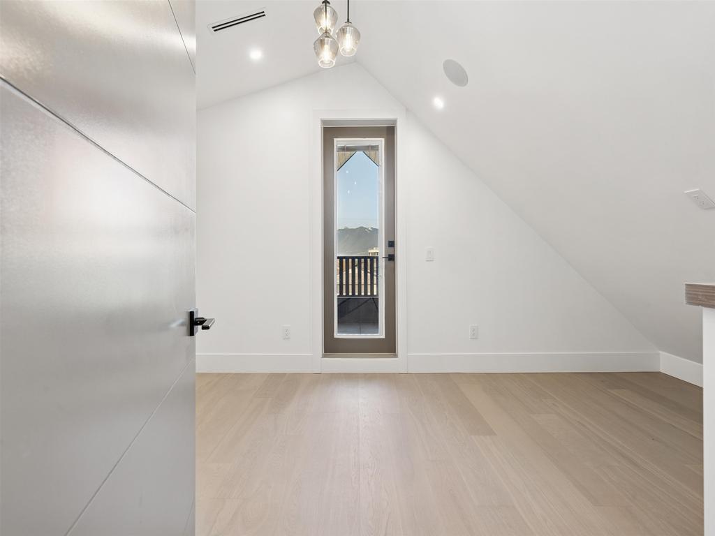 Listing Image for R3098553