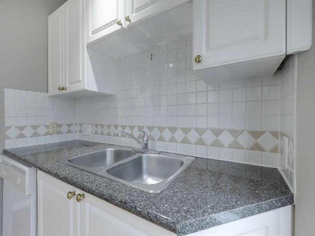 Listing Image for R3098575