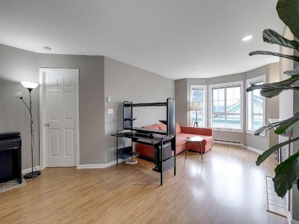 Listing Image for R3098575