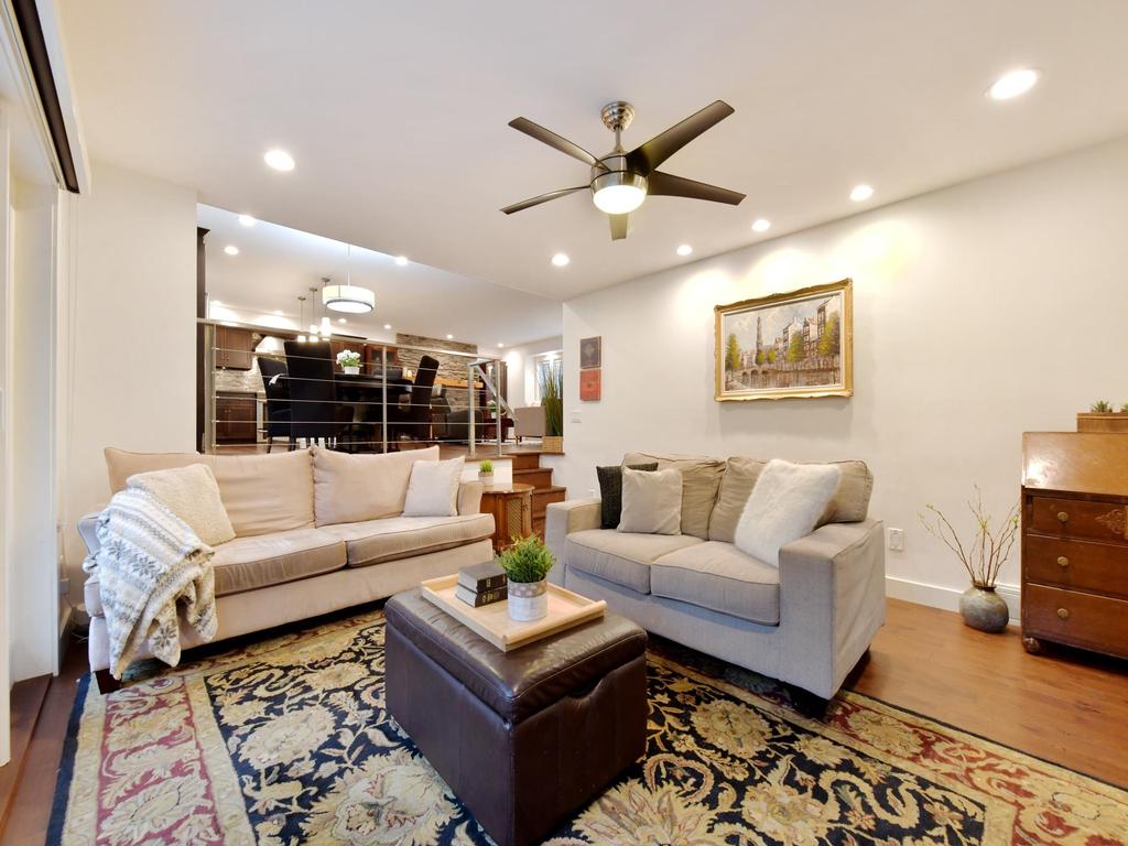 Listing Image for R3098593