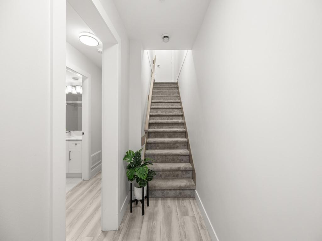 Listing Image for R3098606