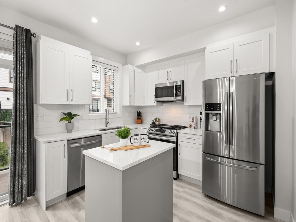 Listing Image for R3098606