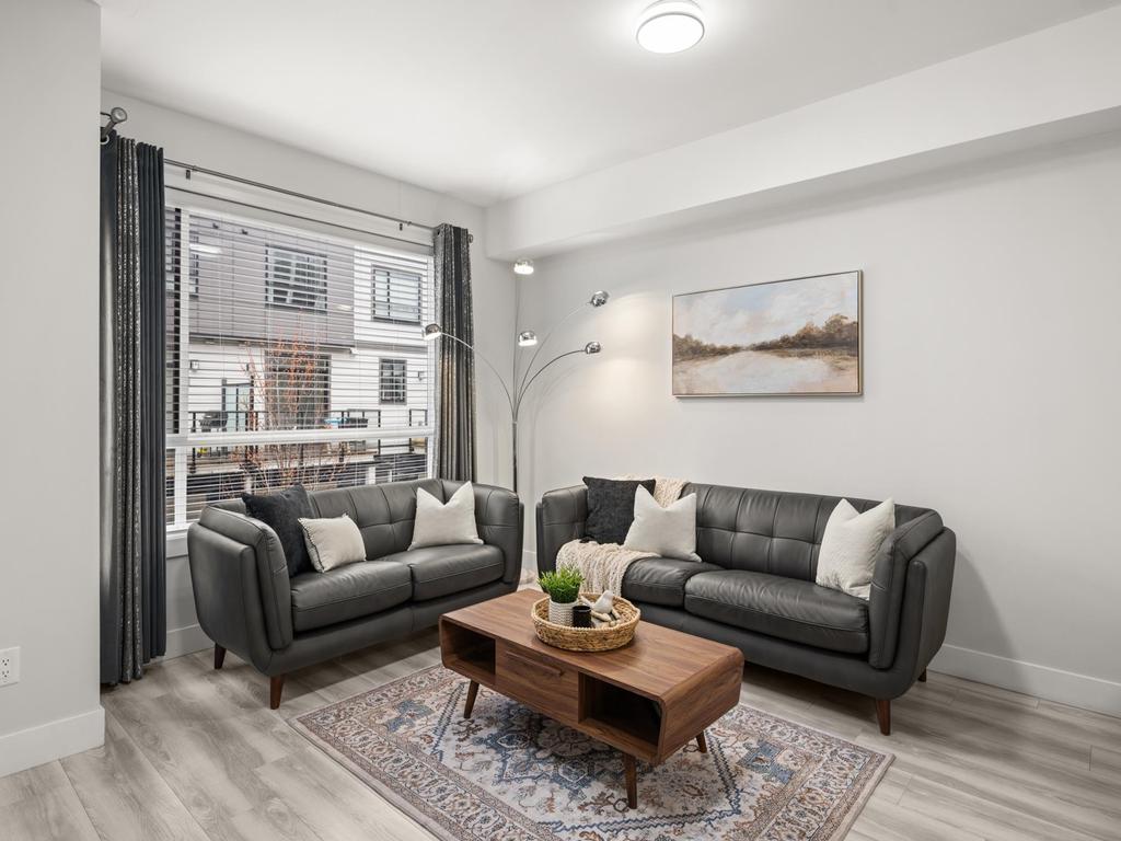 Listing Image for R3098606