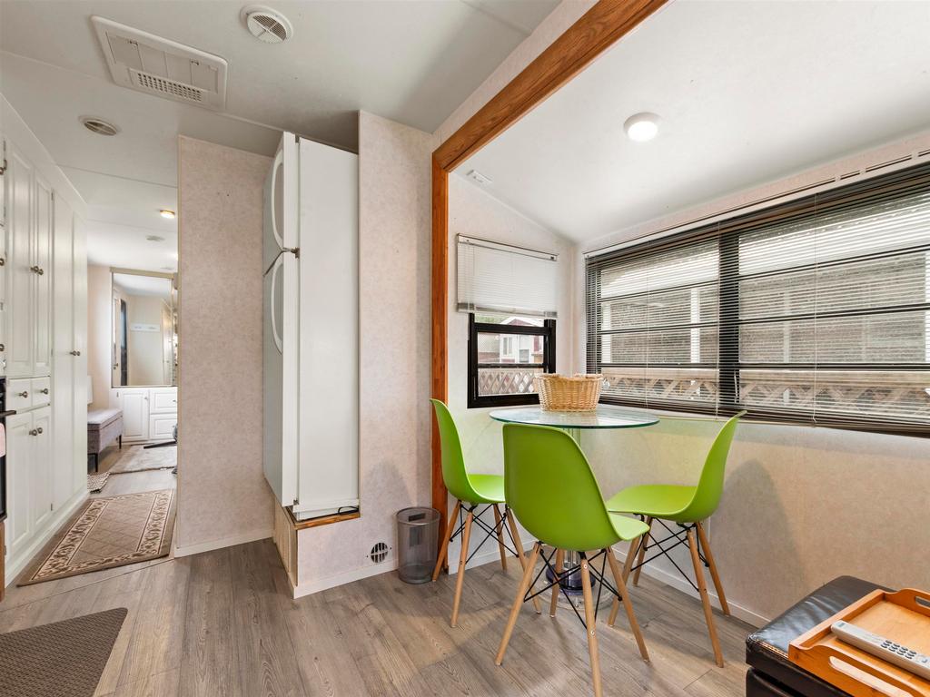 Listing Image for R3098635