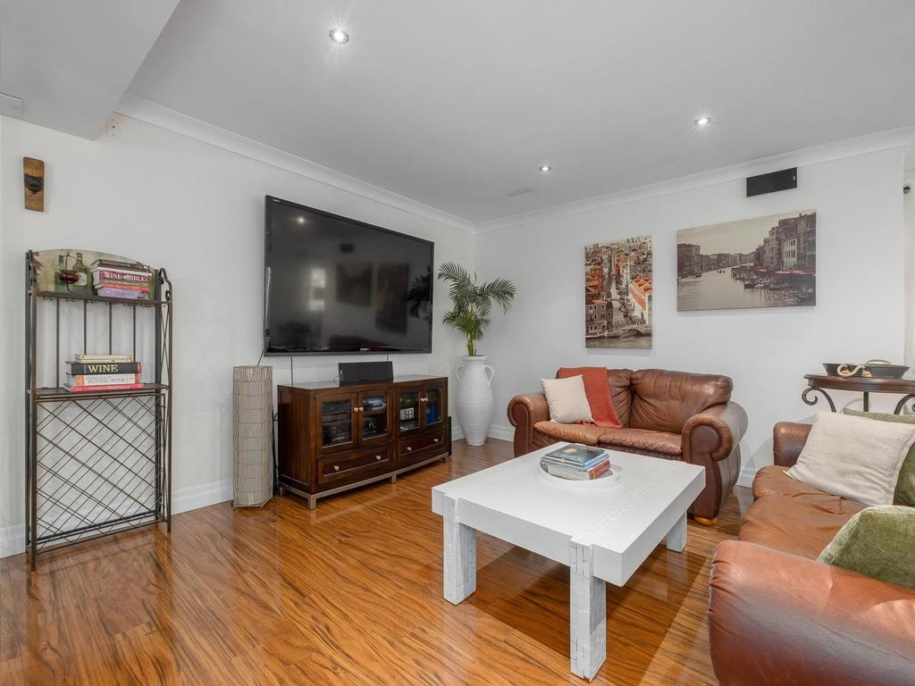 Listing Image for R3098734