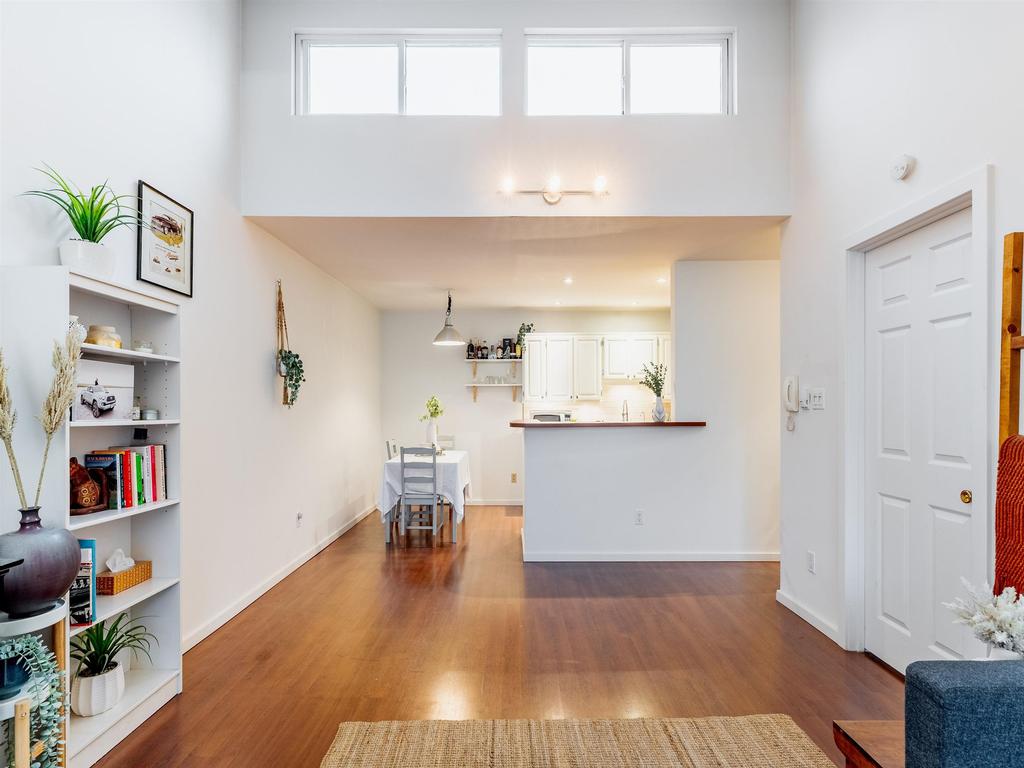 Listing Image for R3098766