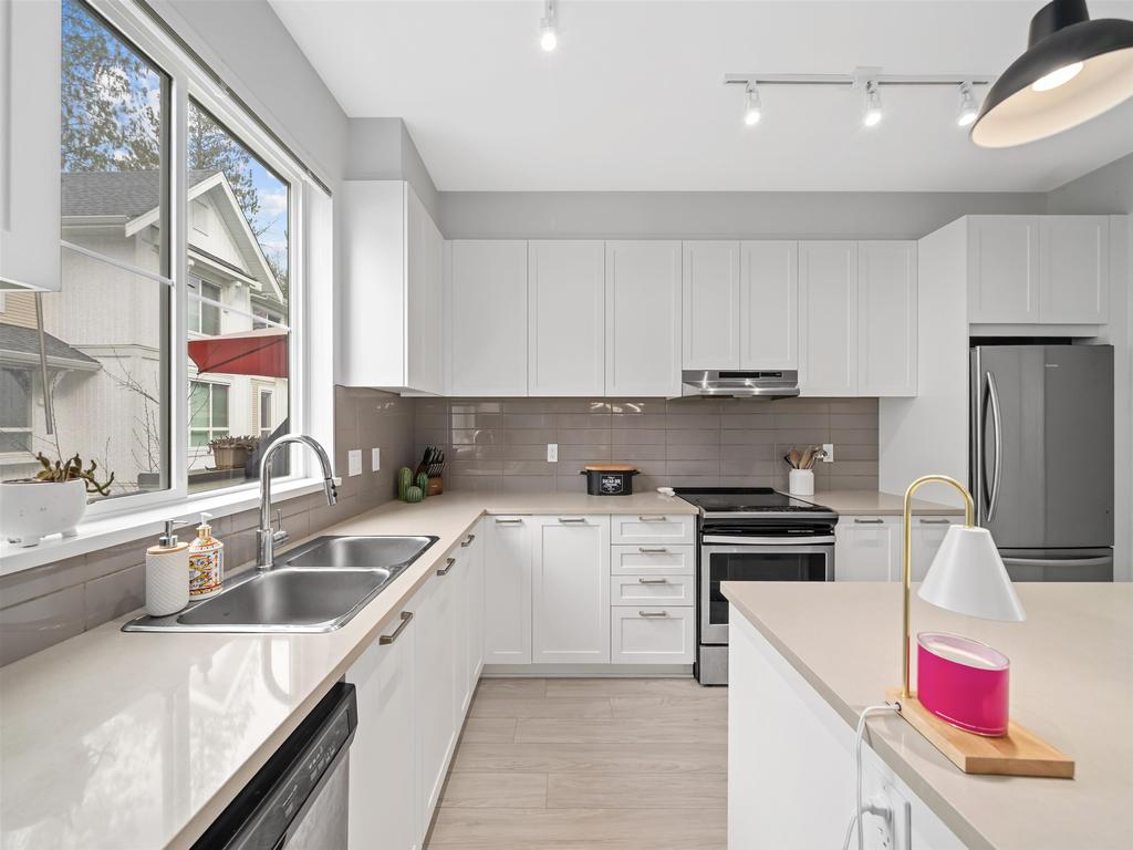 Listing Image for R3098786