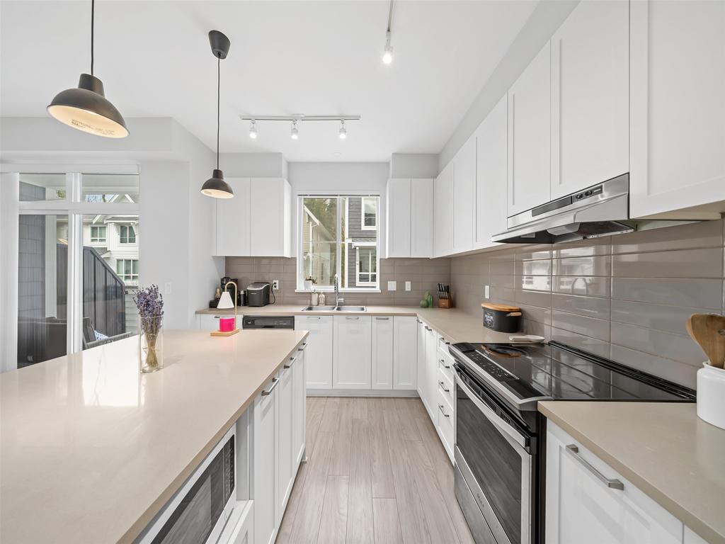 Listing Image for R3098786