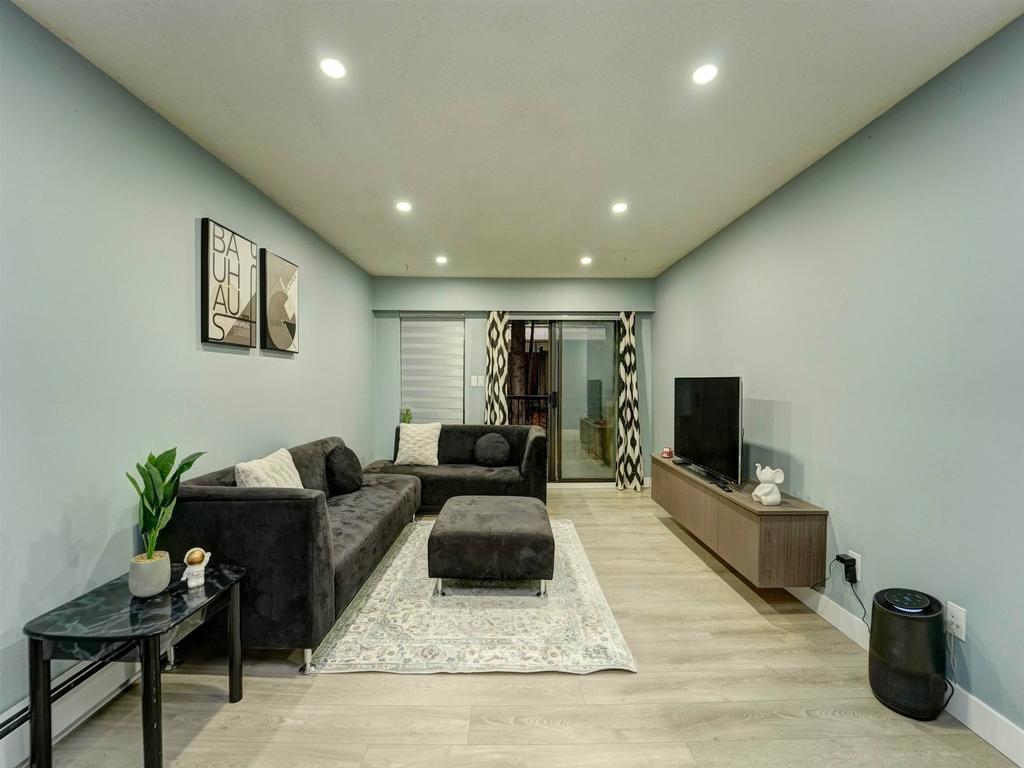 Listing Image for R3098789