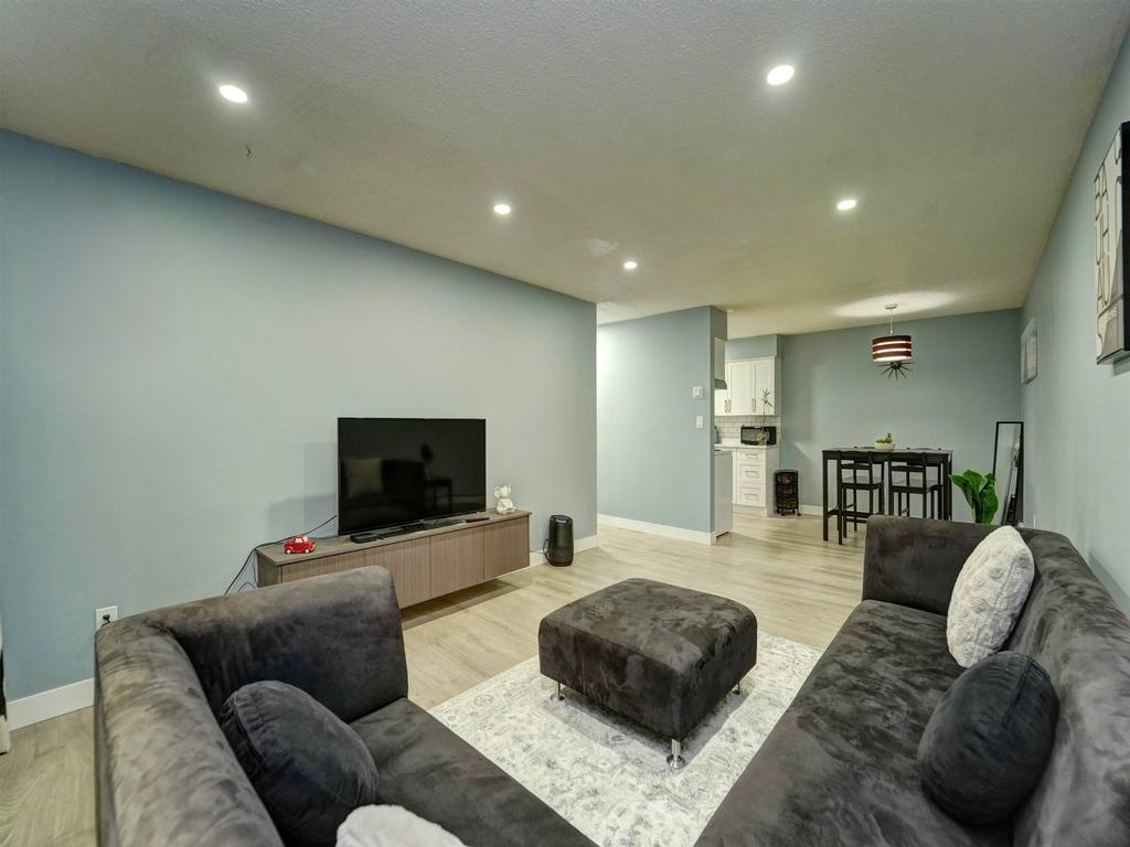 Listing Image for R3098789