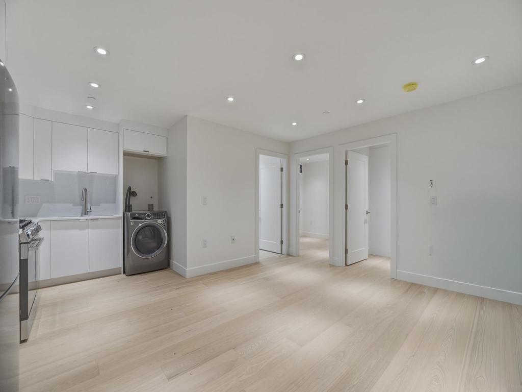 Listing Image for R3098804