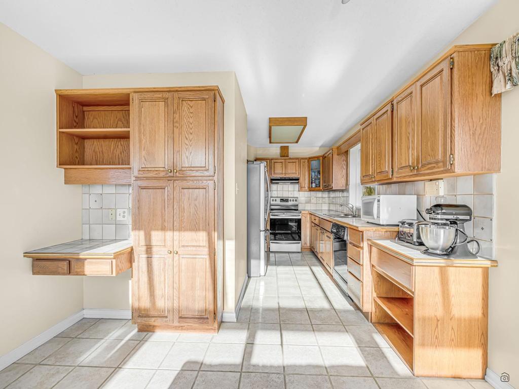 Listing Image for R3098835