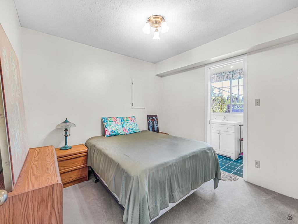 Listing Image for R3098835