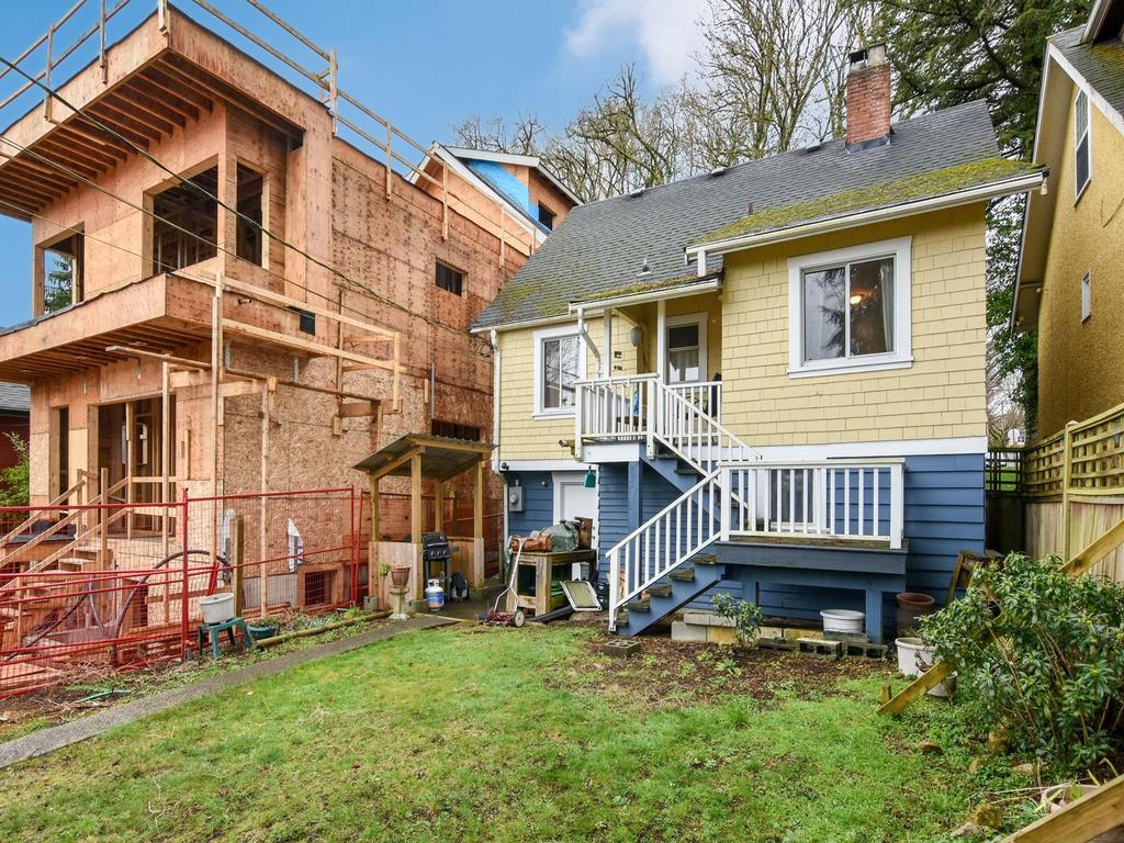 Listing Image for R3098846