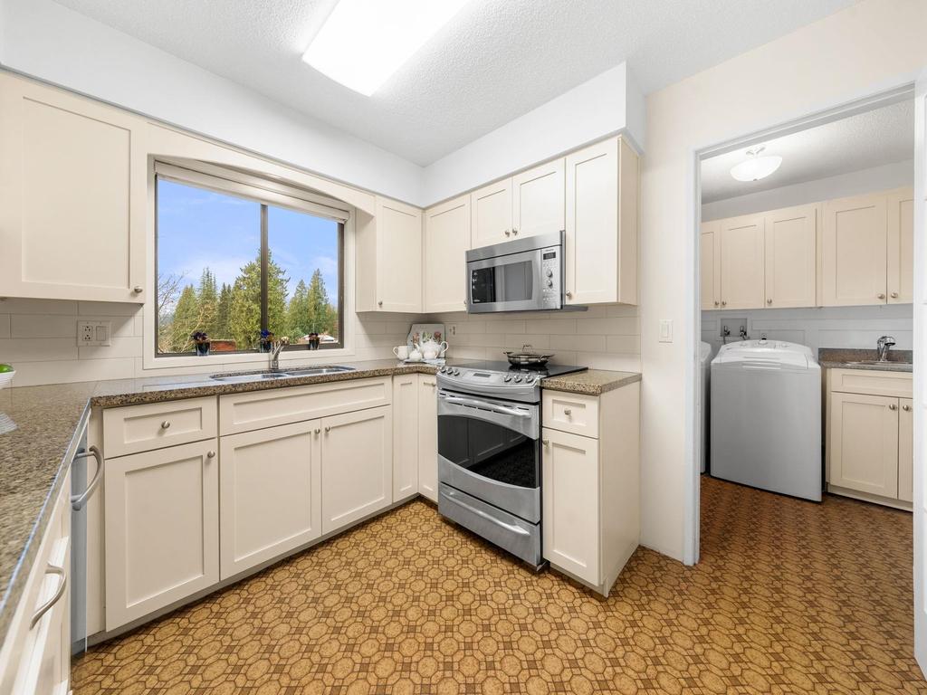 Listing Image for R3098858