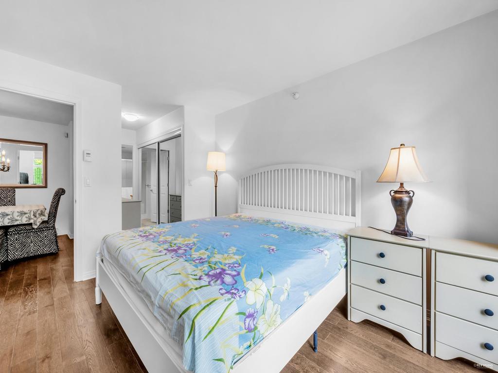 Listing Image for R3098875