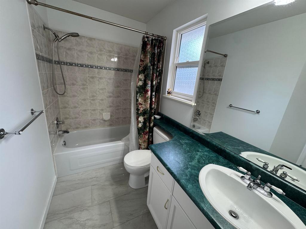 Listing Image for R3098880