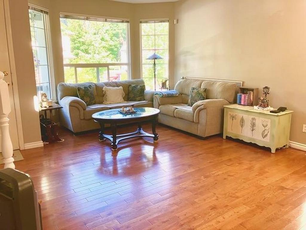 Listing Image for R3098880