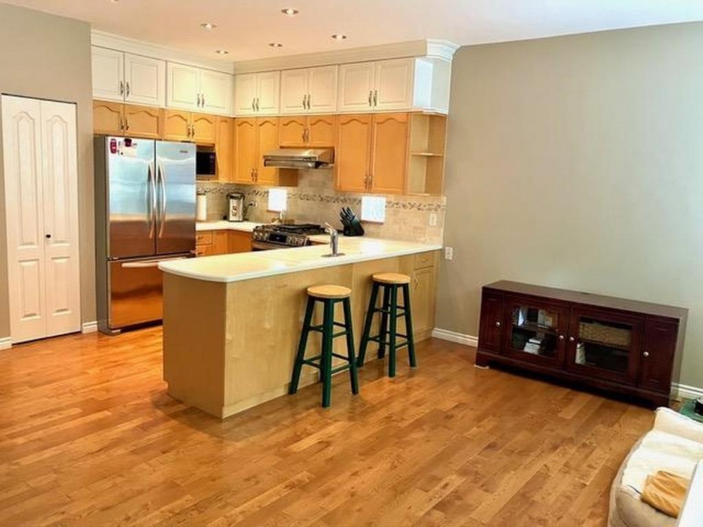 Listing Image for R3098880