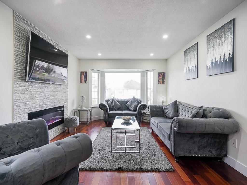 Listing Image for R3098886