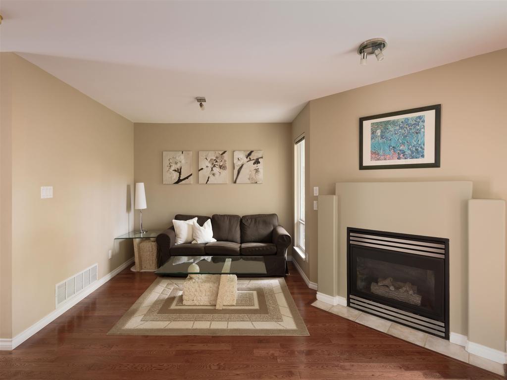 Listing Image for R3098901