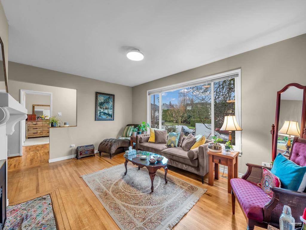 Listing Image for R3098930