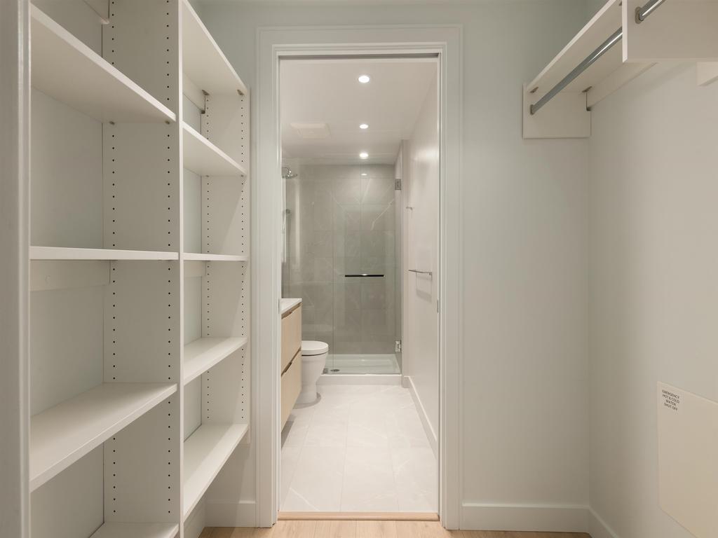 Listing Image for R3098933