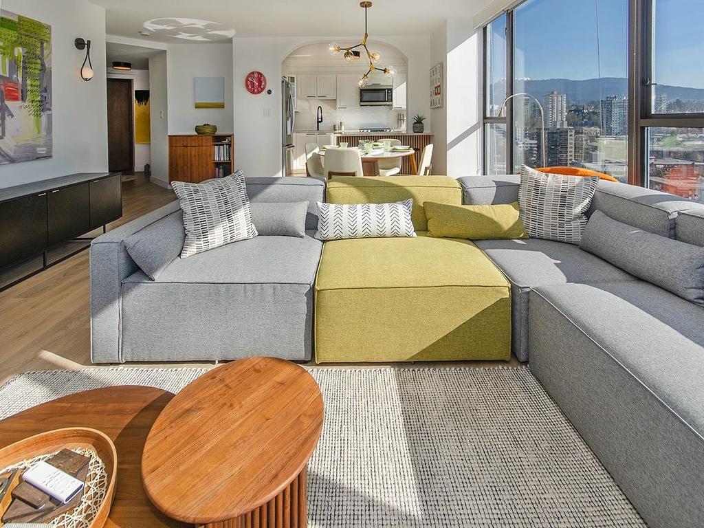 Listing Image for R3098936