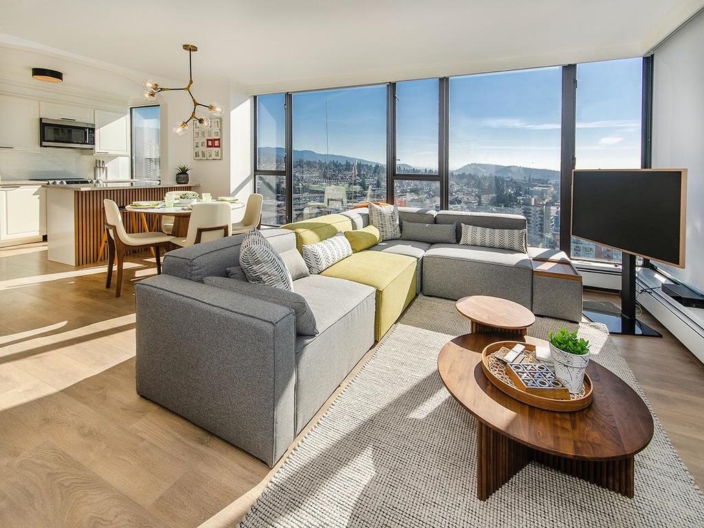 Listing Image for R3098936