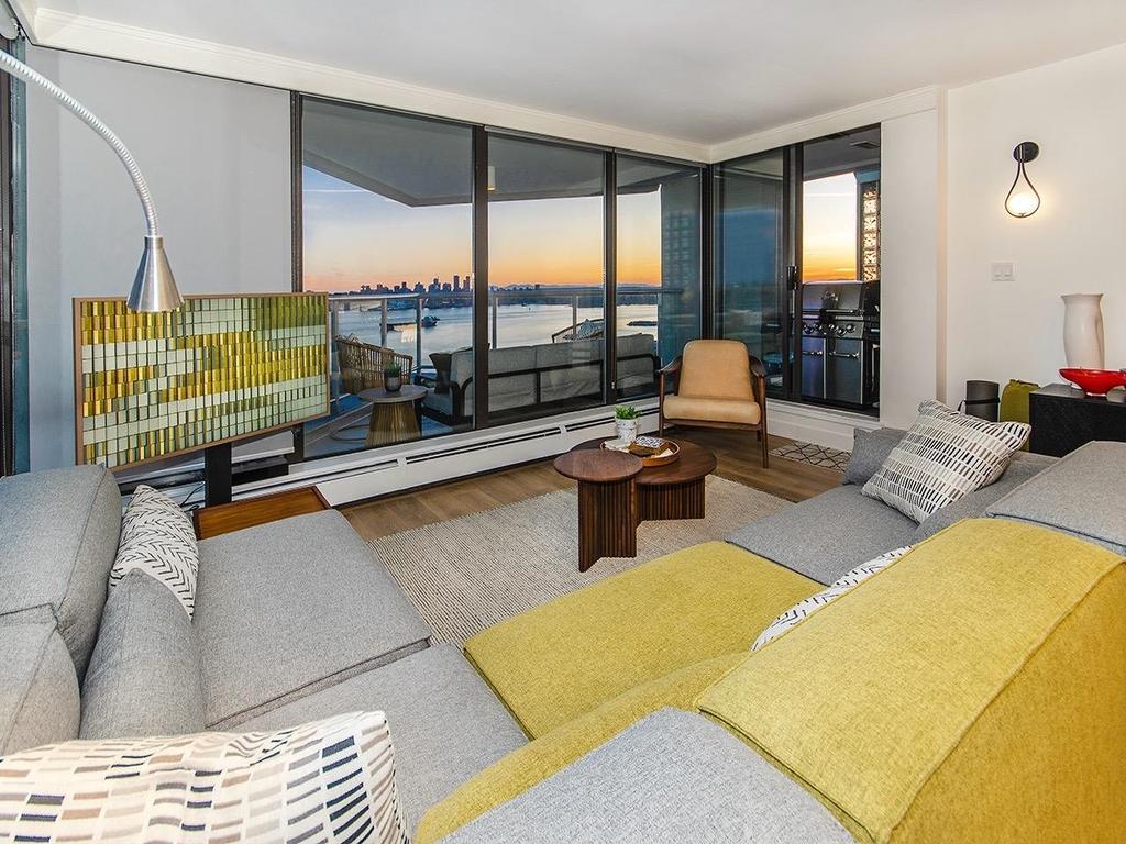 Listing Image for R3098936