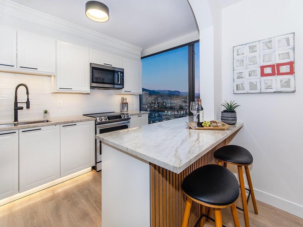 Listing Image for R3098936