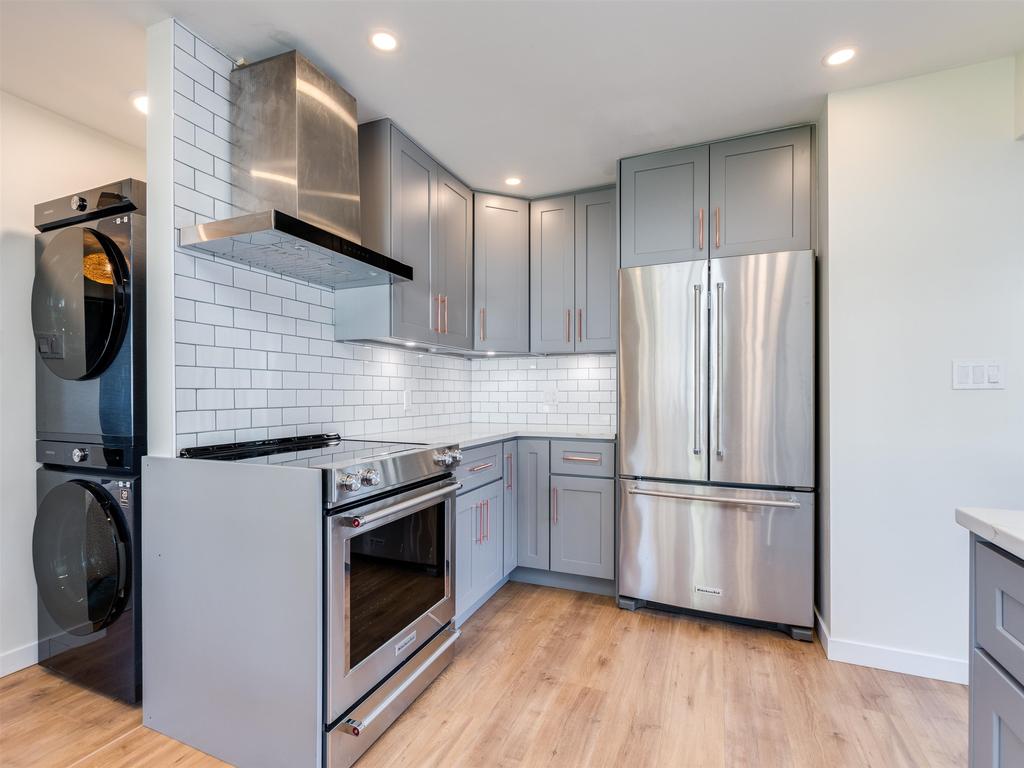 Listing Image for R3098938