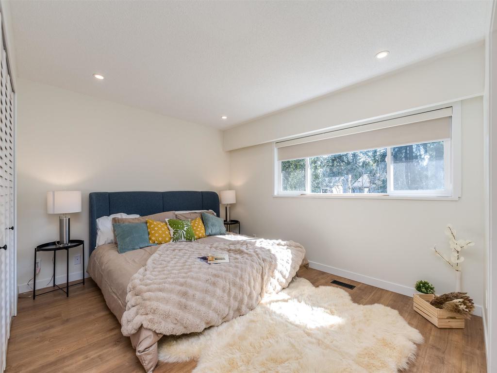 Listing Image for R3098938