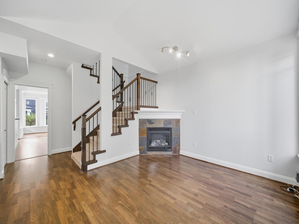 Listing Image for R3098943