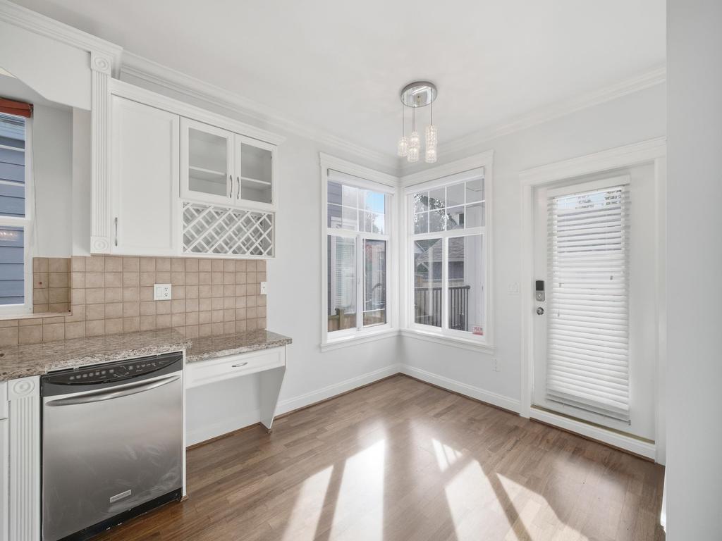 Listing Image for R3098943