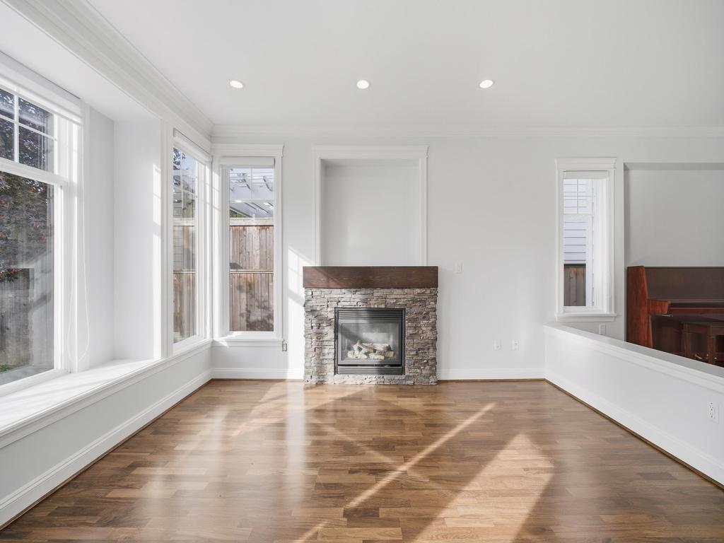 Listing Image for R3098943