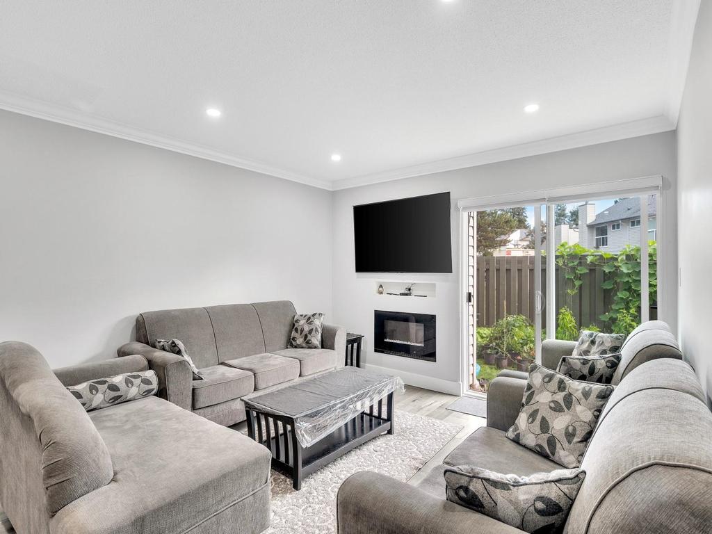 Listing Image for R3098944