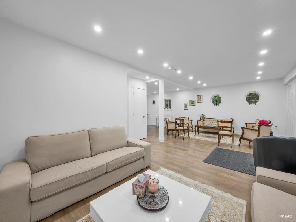 Listing Image for R3098946