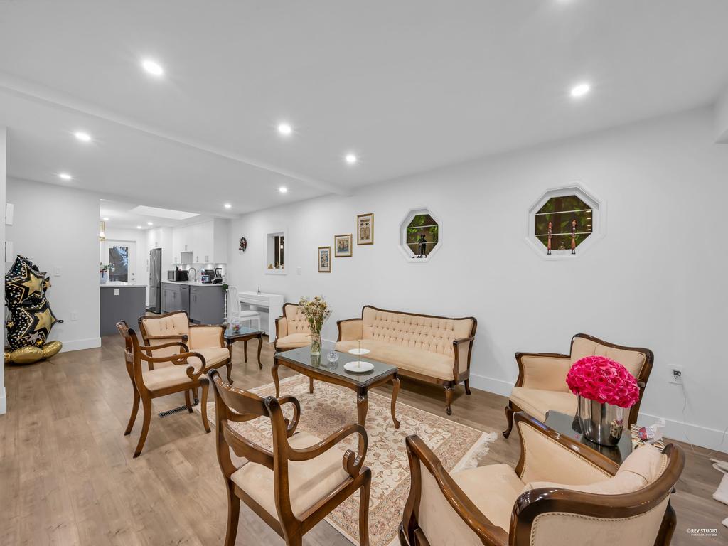 Listing Image for R3098946