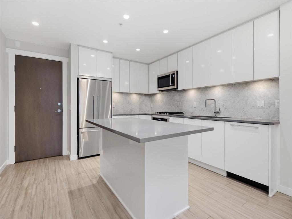 Listing Image for R3098957