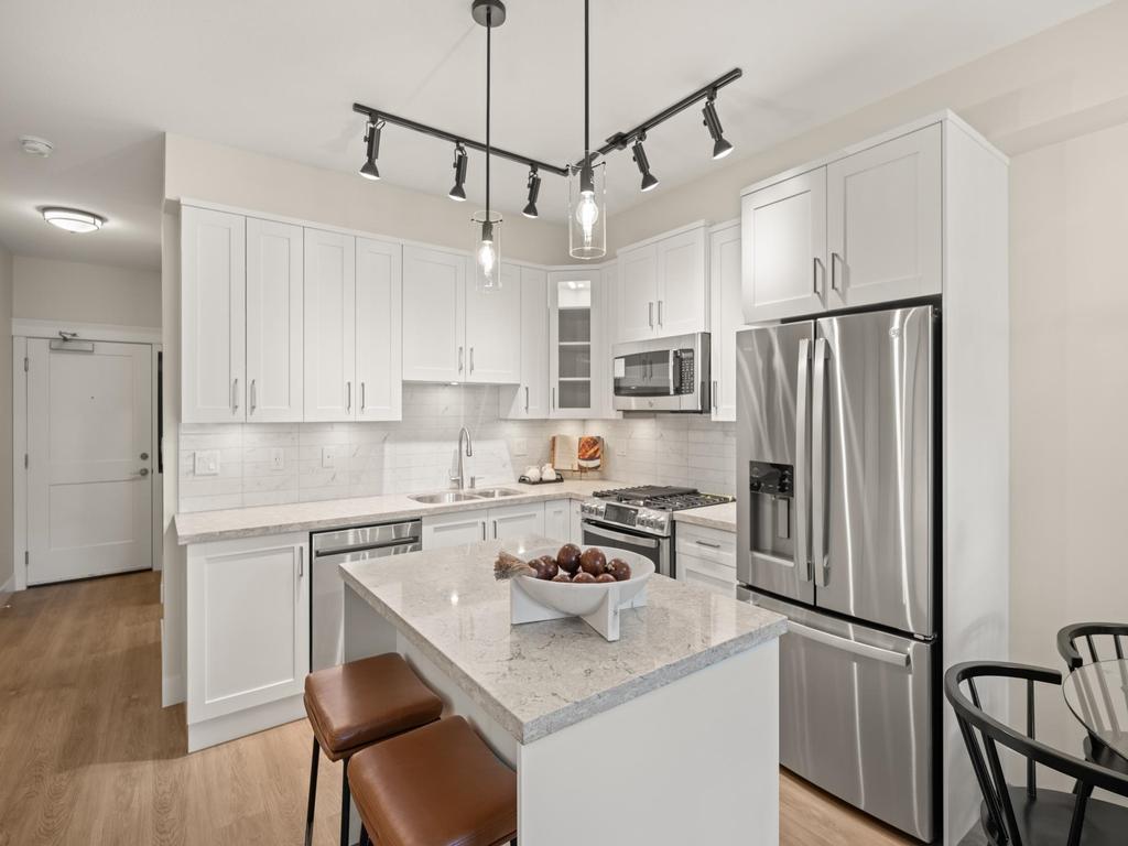 Listing Image for R3098973