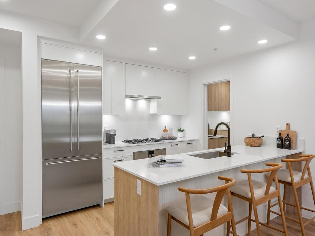 Listing Image for R3098975