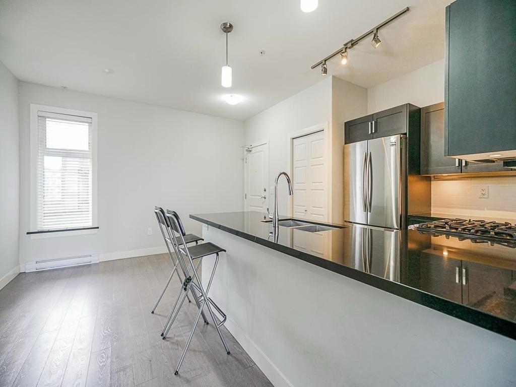 Listing Image for R3098990