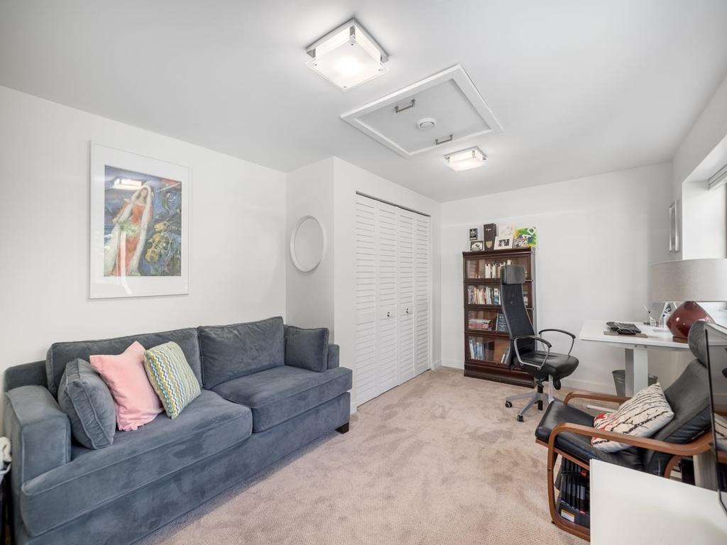 Listing Image for R3098993