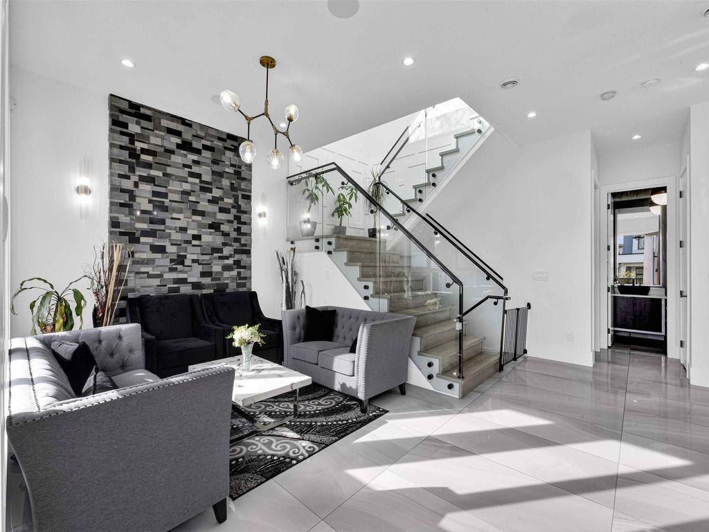 Listing Image for R3099116