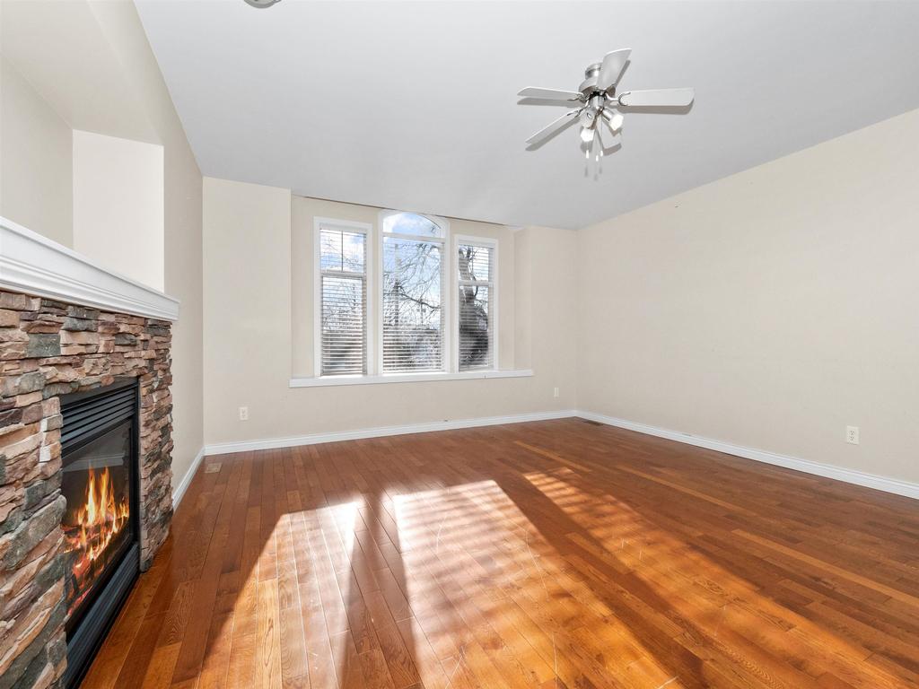 Listing Image for R3099274