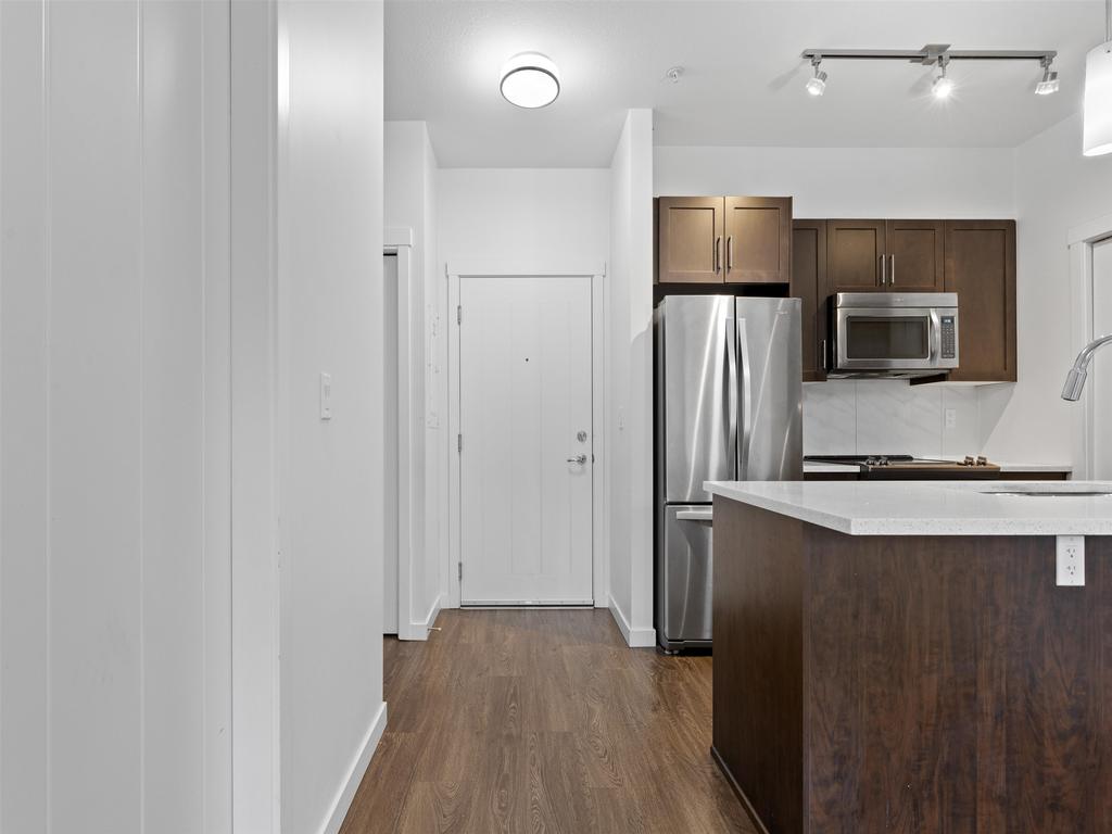 Listing Image for R3099352